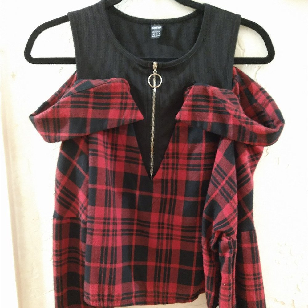 Plaid O-ring Zipper Cold Shoulder Blouse